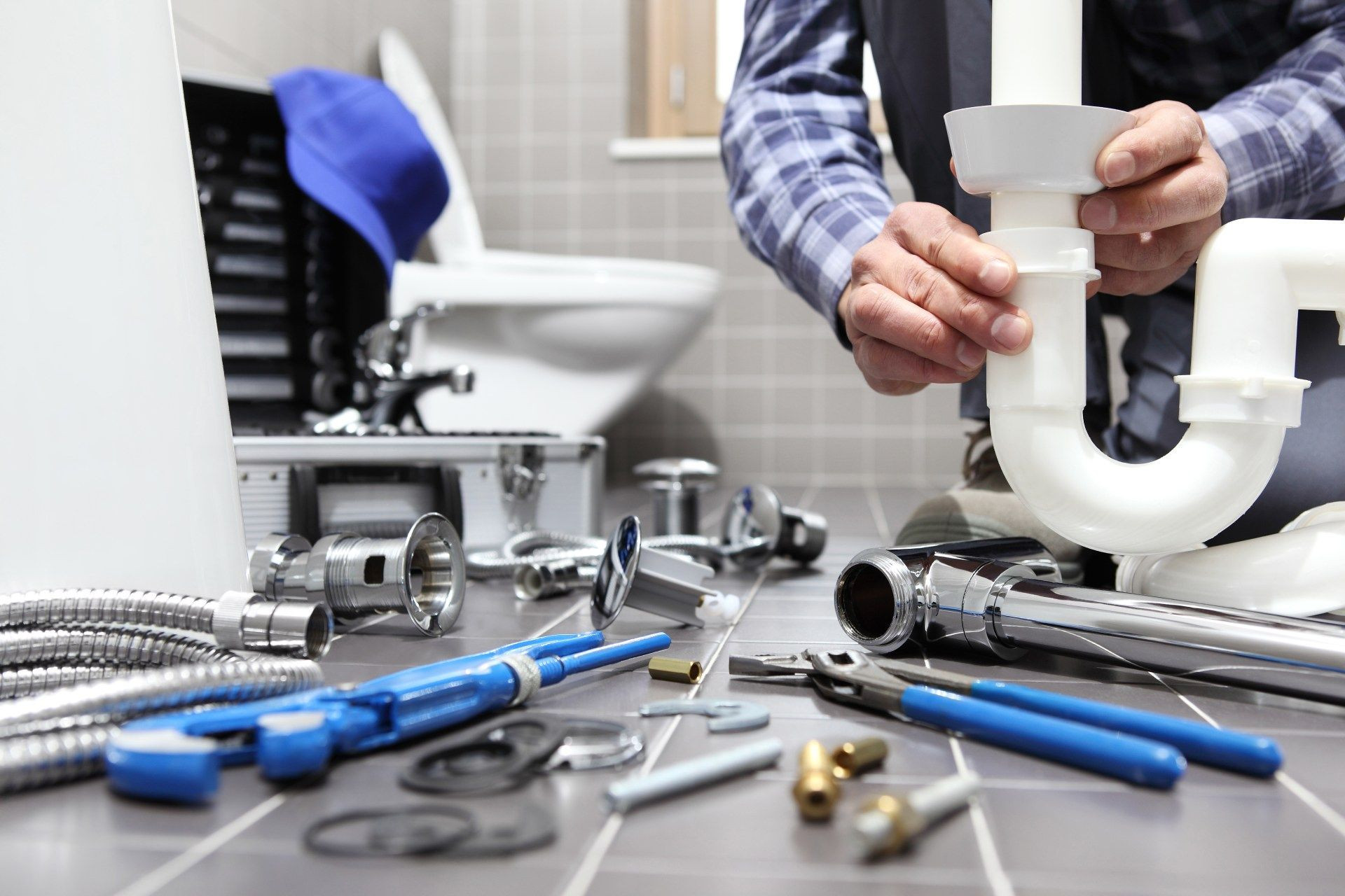 Plumbing and plumber service for kitchen and bathroom in Montreal, Westmount, Outreot, Rosemont, Kirkland, Dorval, Verdun, Lasalle, ... and surrounding areas / Montreal Decarie Plomberie